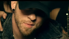 Brantley Gilbert - Bottoms Up