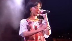 Rihanna - Hard