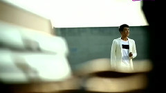 泰国歌手 - Love Is Aways Beautiful