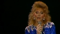 Reba McEntire - I Know How He Feels