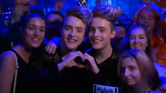 Jedward - Eurovision比赛历史上的最高头发和最大护肩