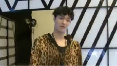 EXO,EXO-M - Overdoese MV拍摄花絮 张艺兴Cut