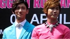 东方神起 - Korean Music Wave In Bangkok's