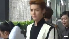 EXO,EXO-M - 离开宾馆