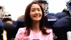允儿(少女时代) - 美式足球