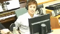 BEAST - 李准连线尹斗俊 Kiss The Radio