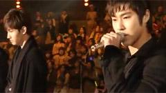 东方神起 - Stand by U