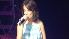 Alizee - Moi Lolita En Concert