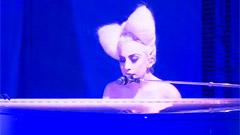Lady Gaga - Speechless