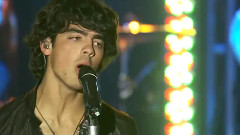 Jonas Brothers - 2009 Walmart Soundcheck