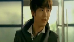 圭贤(Super Junior) - Kyuhyun Masita