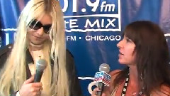 The Pretty Reckless - Taylor Momsen Lollapa Behind The Scenes