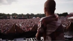 Q-Dance - Headhuterz Prent