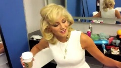 Pixie Lott - 2012伦敦奥运会表演彩排后台