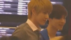 EXO-K,EXO-M,EXO - 日本羽田机场
