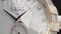 章子怡 - OMEGA Constellation - Golden Leaves