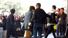 SHINee - SHINEE大舞台彩排进场下车