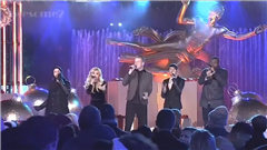 Pentatonix - Santa Claus Is Coming To Town