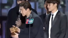 EXO - 红毯 & 领奖Cut