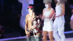 G-Dragon(BigBang),太阳(Bigbang) - Good Boy