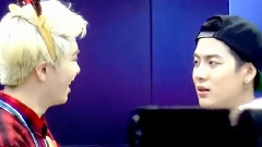 GOT7 - Jackson & Youngjae Imitating Each Other
