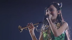 AKB48,HKT48 - ラッパ練習中