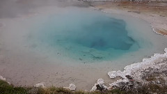 美国黄石国家公园 间歇泉盆地