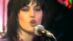 Joan Jett - Crimson And Clover