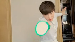 EXO - 灿烈ins更新有关SUHO视频一则