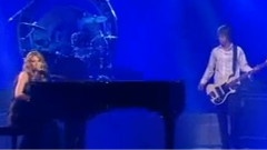 Delta Goodrem - Born To Try