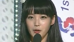 IU - 年度音源歌手赏受赏