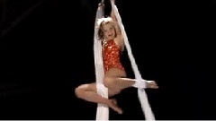 舞蹈视频 - Kerri Kresinski Tissu Act