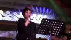 郁可唯 - Gloomy Sunday