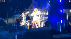 Britney Spears - Hold It Against Me