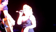 Kelly Clarkson - Call Me Maybe