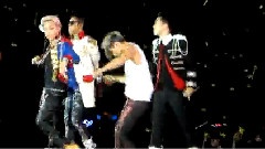 BigBang - Fantastic Baby GD掉耳环