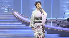 市川由纪乃 - 新妻鏡