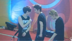 EXO-M - 全力以赴泳池录制