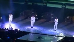 东方神起 - Love In The Ice