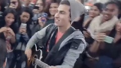 Max Schneider - Max's First Flash Concert