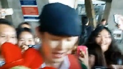 2PM - 抵达泰国机场