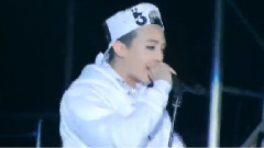 G-Dragon(BigBang),BigBang - Crooked