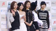 Ladies' Code - 红毯