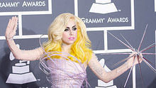Lady Gaga - Lady Gaga - Boys Boys Boys 现场版