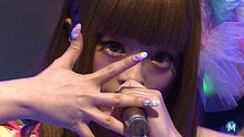 きゃりーぱみゅぱみゅ,泰勒·斯威夫特 - きゃりーぱみゅぱみゅ - Invader Invader 20130517 现场版