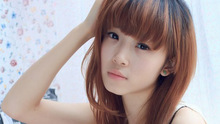 黑丝袜翘臀美女