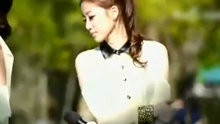  - 小清新美女街头黑丝热舞
