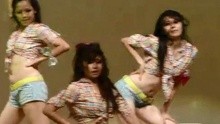  - 性感蝴蝶结 短裤美女热舞