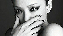 安室奈美惠 - 安室奈美惠 - Contrail 歌词版