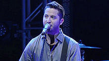 Boyce Avenue ,龙俊亨 - Rolling In The Deep LA现场版